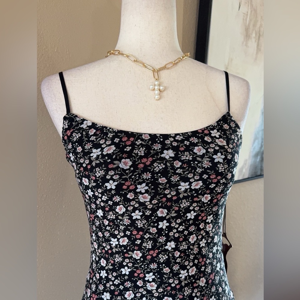 Foral print summer cami dress with adjustable straps - Picture 4 of 8